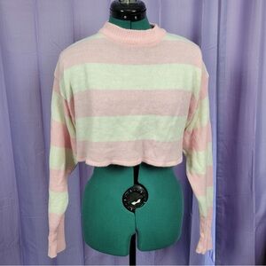 Streetwear Society Loose Fit Cropped Sweater